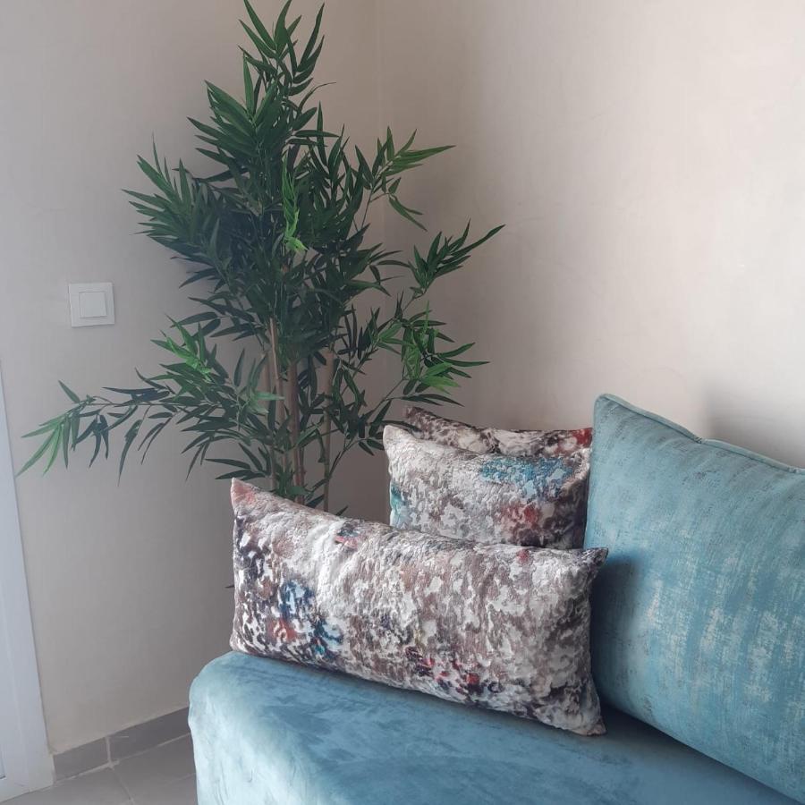 Appart. Luxueux Avec Piscine, Cosy, Bien Situe Bouznika Dış mekan fotoğraf