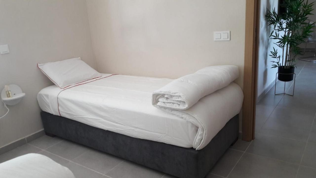 Appart. Luxueux Avec Piscine, Cosy, Bien Situe Bouznika Dış mekan fotoğraf