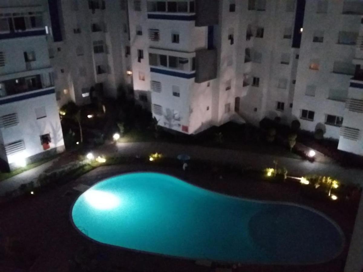 Appart. Luxueux Avec Piscine, Cosy, Bien Situe Bouznika Dış mekan fotoğraf